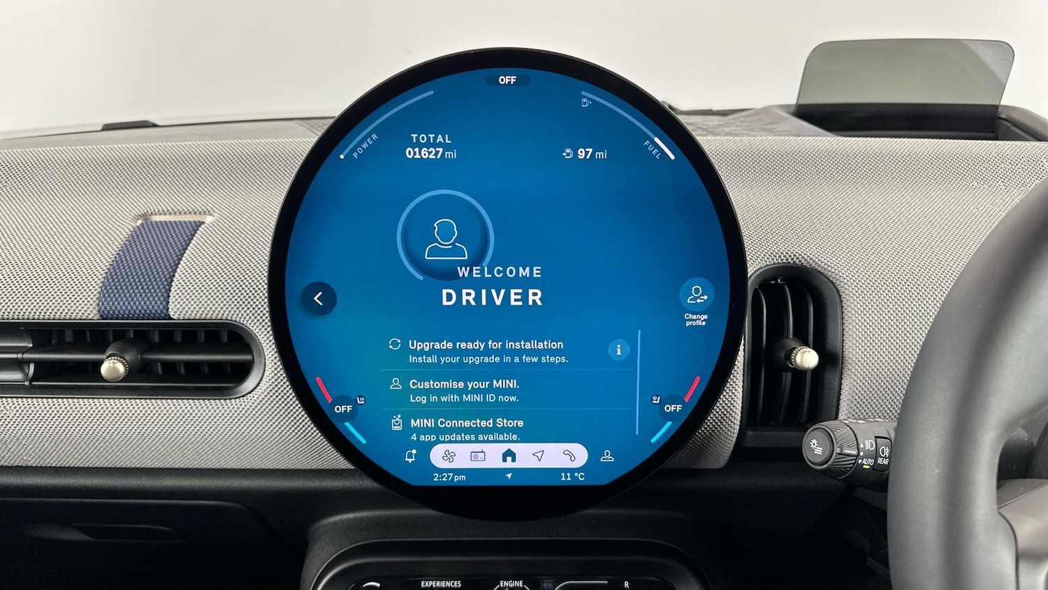 Used MINI Cooper 2025 for sale - 76760399: Photo 8