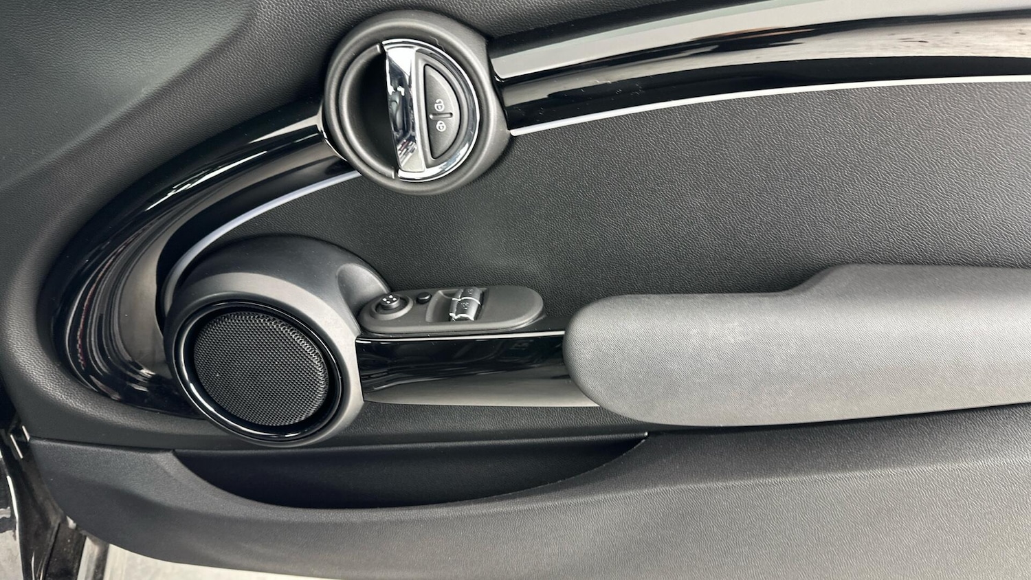 Used MINI Hatch 2022 for sale - 76760450: Photo 20