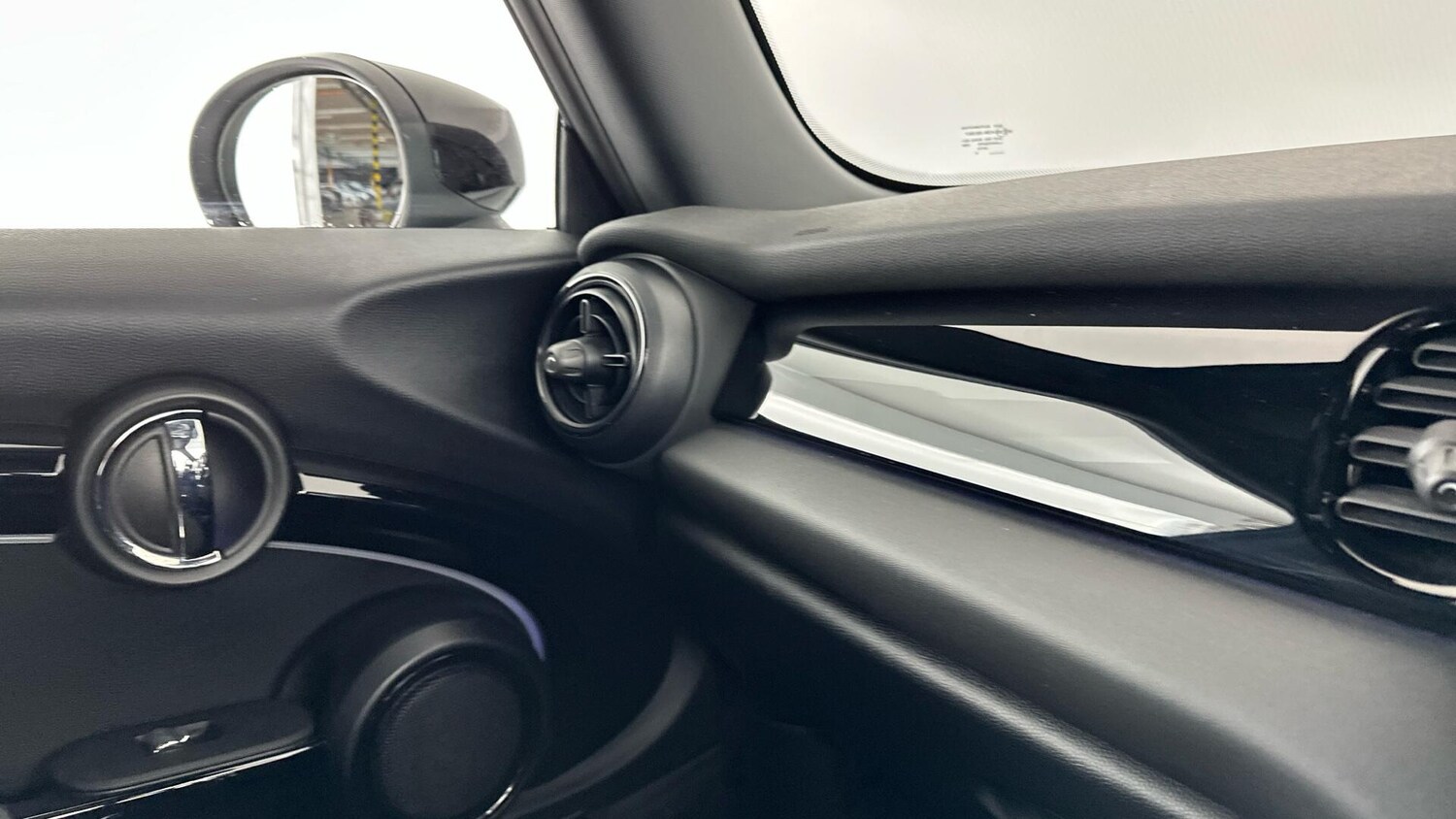 Used MINI Hatch 2021 for sale - 77411007: Photo 32