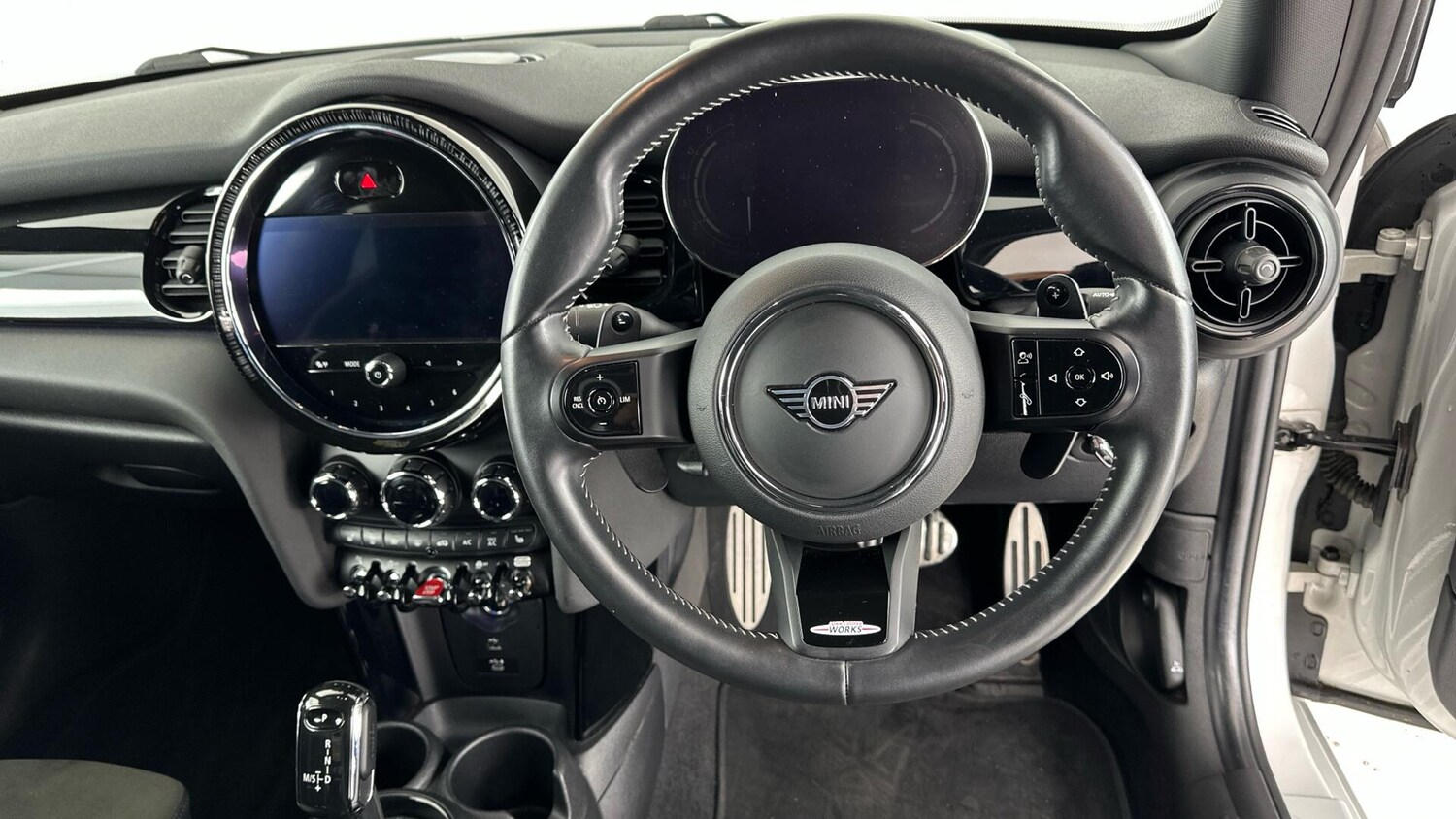 Used MINI Hatch 2021 for sale - 77411007: Photo 5