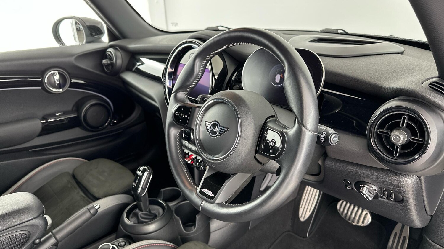 Used MINI Hatch 2021 for sale - 77411007: Photo 6