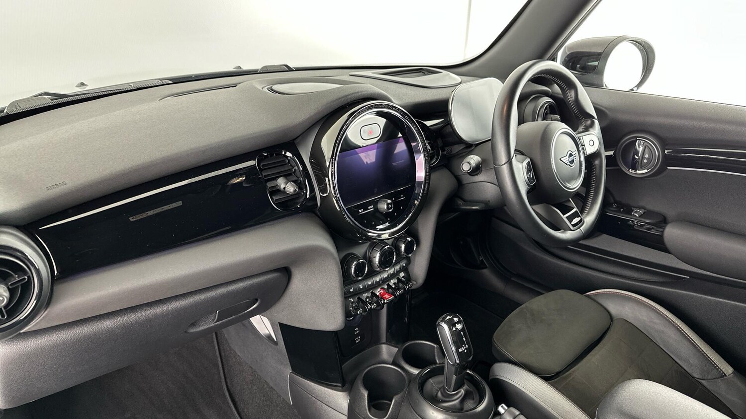 Used MINI Hatch 2021 for sale - 77411007: Photo 7