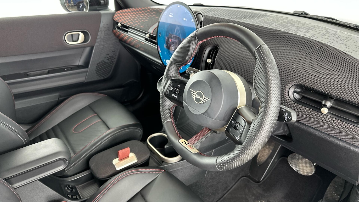 Used MINI Hatch 2025 for sale - 77060441: Photo 6