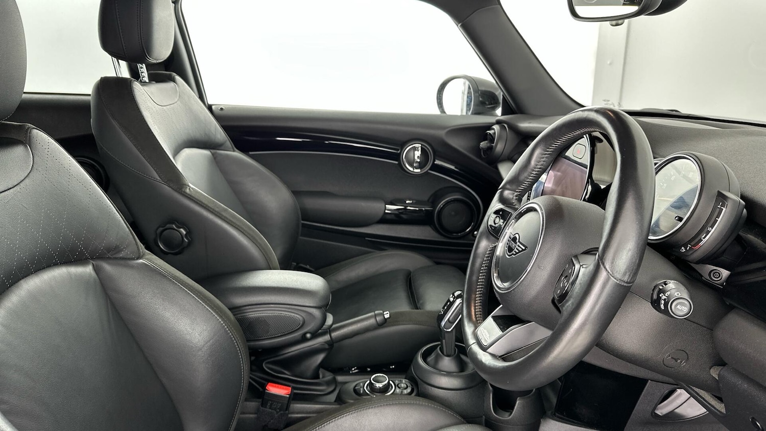 Used MINI Hatch 2022 for sale - 77838569: Photo 11