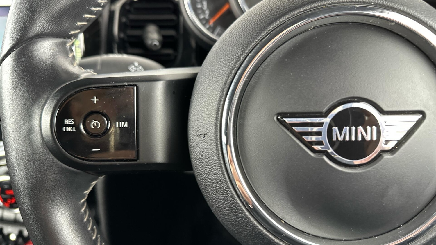 Used MINI Hatch 2022 for sale - 77838569: Photo 17