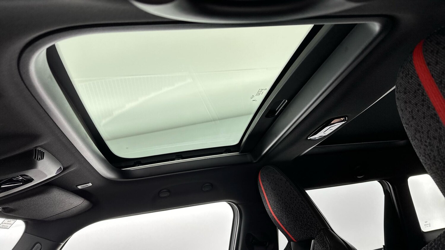 Used MINI Hatch 2025 for sale - 77015990: Photo 27