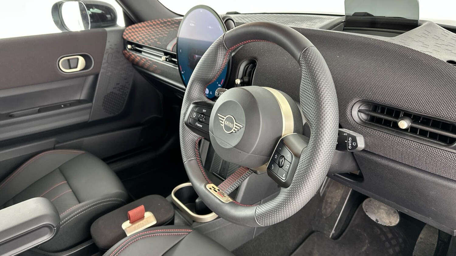 Used MINI Cooper 2025 for sale - 76760490: Photo 6