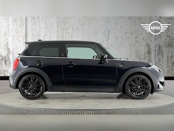 Used MINI Hatch 2022 for sale - 77625422: Photo