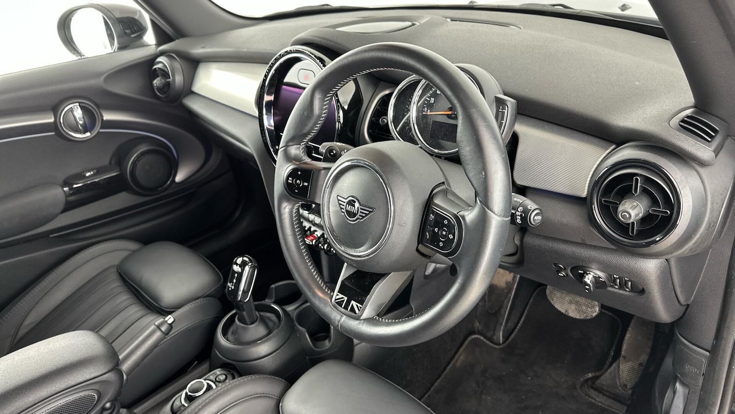 Used MINI Hatch 2022 for sale - 77625422: Photo 6