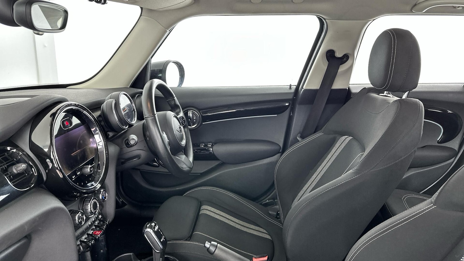 Used MINI Hatch 2022 for sale - 76781411: Photo 30