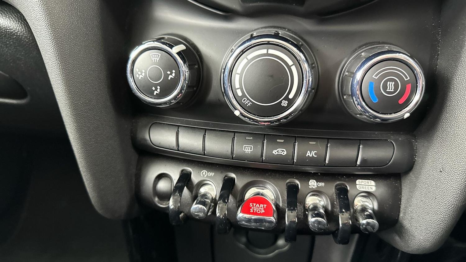 Used MINI Hatch 2022 for sale - 76781411: Photo 33