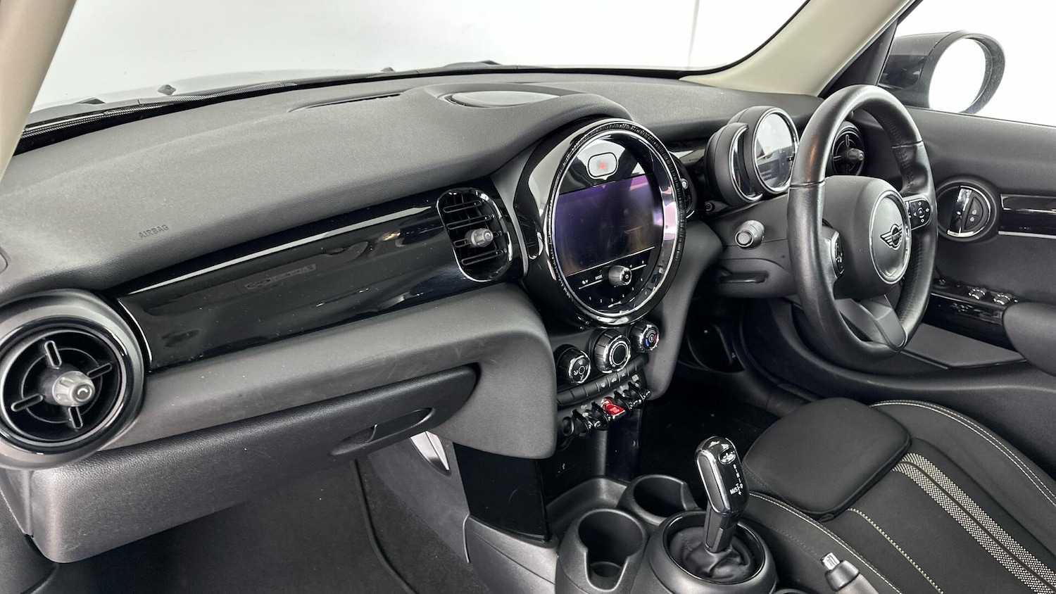 Used MINI Hatch 2022 for sale - 76781411: Photo 7