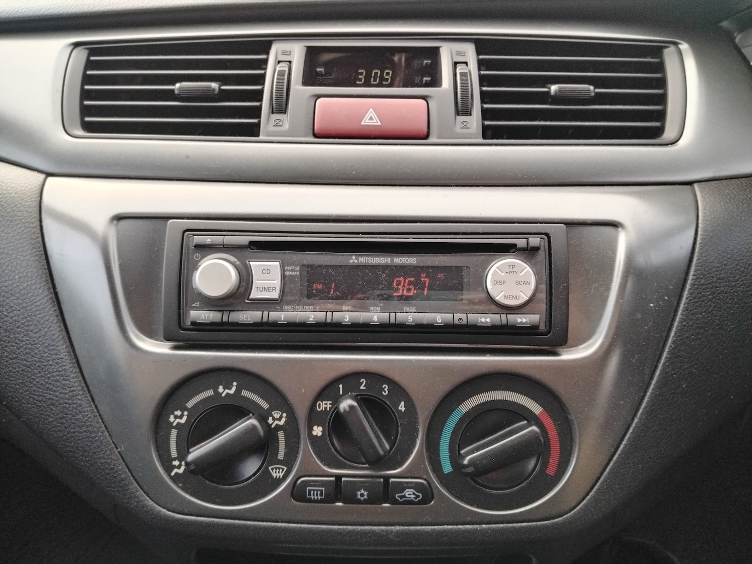 Used Mitsubishi Lancer 2008 for sale - 77941467: Photo 12