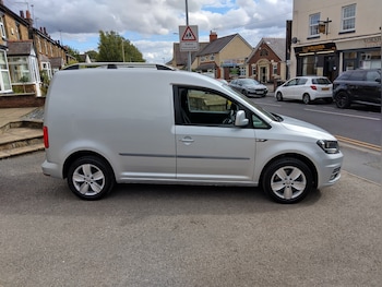Used Volkswagen Caddy 2017 for sale - 79217802: Photo