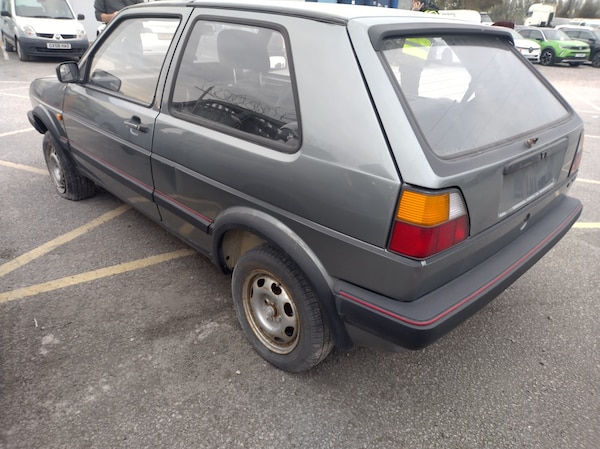 Used Volkswagen Golf 1988 for sale - 76305862: Photo 3