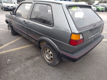Used Volkswagen Golf 1988 for sale - 76305862: Photo 3