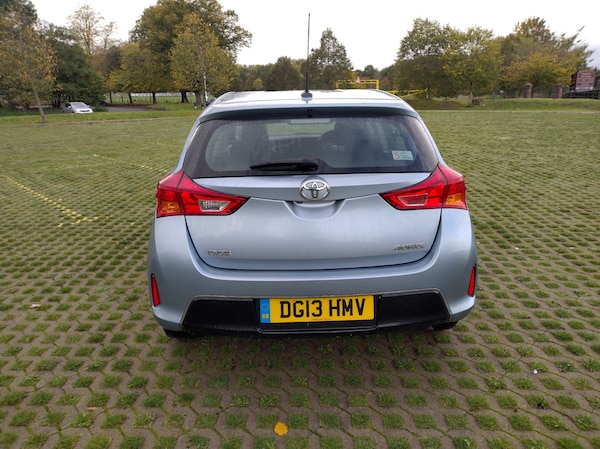 Used Toyota Auris 2013 for sale - 76334194: Photo 5
