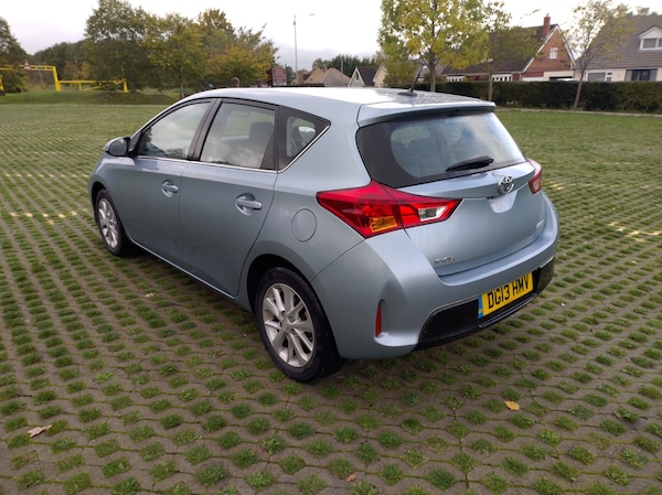 Used Toyota Auris 2013 for sale - 76334194: Photo 6