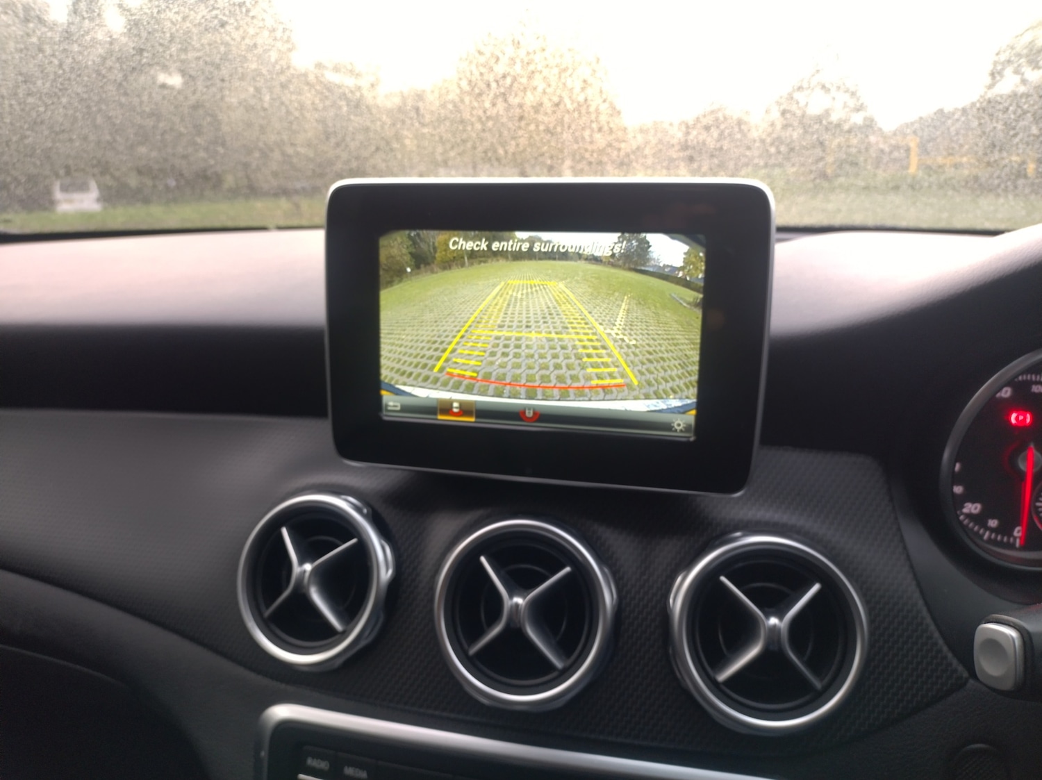 Used Mercedes-Benz GLA 2018 for sale - 76305855: Photo 11