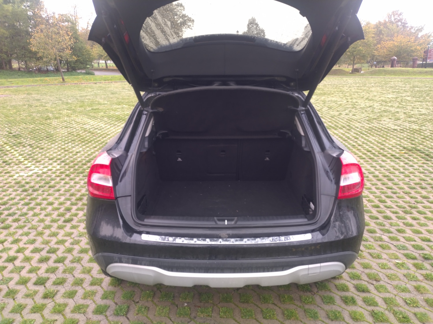 Used Mercedes-Benz GLA 2018 for sale - 76305855: Photo 19