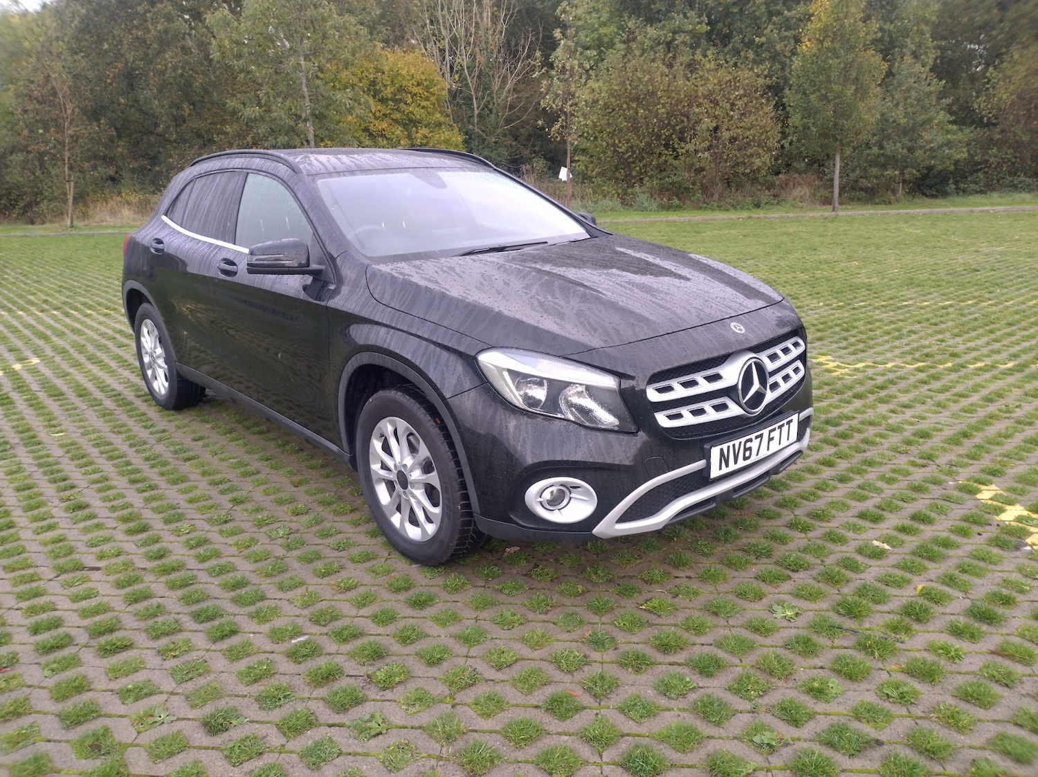 Used Mercedes-Benz GLA 2018 for sale - 76305855: Photo 2