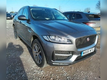 Used Jaguar F-Pace 2016 for sale - 77778688: Photo