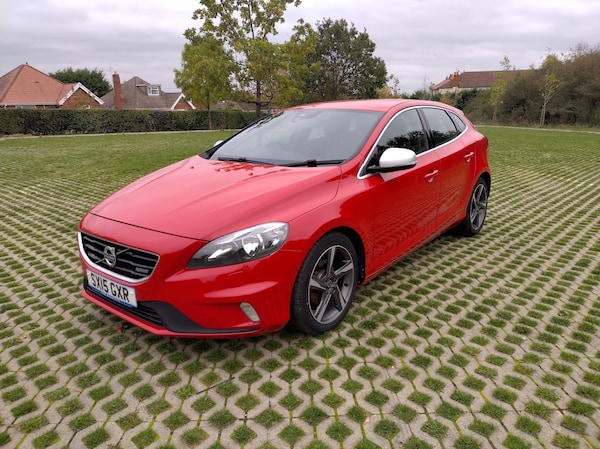 Used Volvo V40 2015 for sale - 76293412: Photo 16