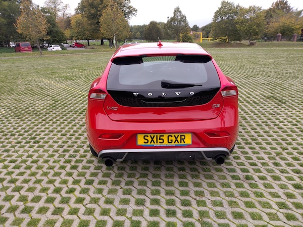 Used Volvo V40 2015 for sale - 76293412: Photo 5