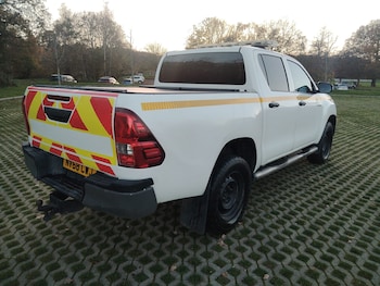 Used Toyota Hilux 2019 for sale - 76583193: Photo