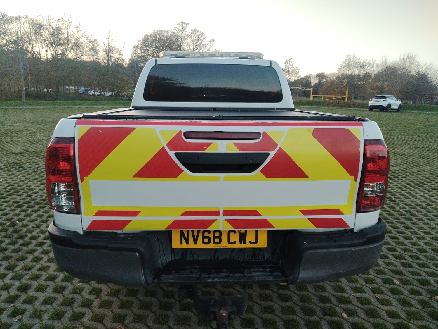 Used Toyota Hilux 2019 for sale - 76583193: Photo 5