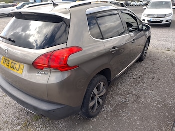 Used Peugeot 2008 2015 for sale - 78081720: Photo