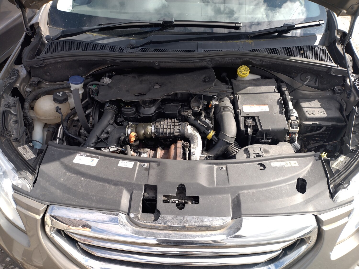 Used Peugeot 2008 2015 for sale - 78081720: Photo 7