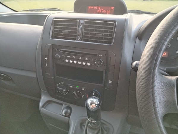Used Peugeot Expert Tepee 2013 for sale - 76093832: Photo 11