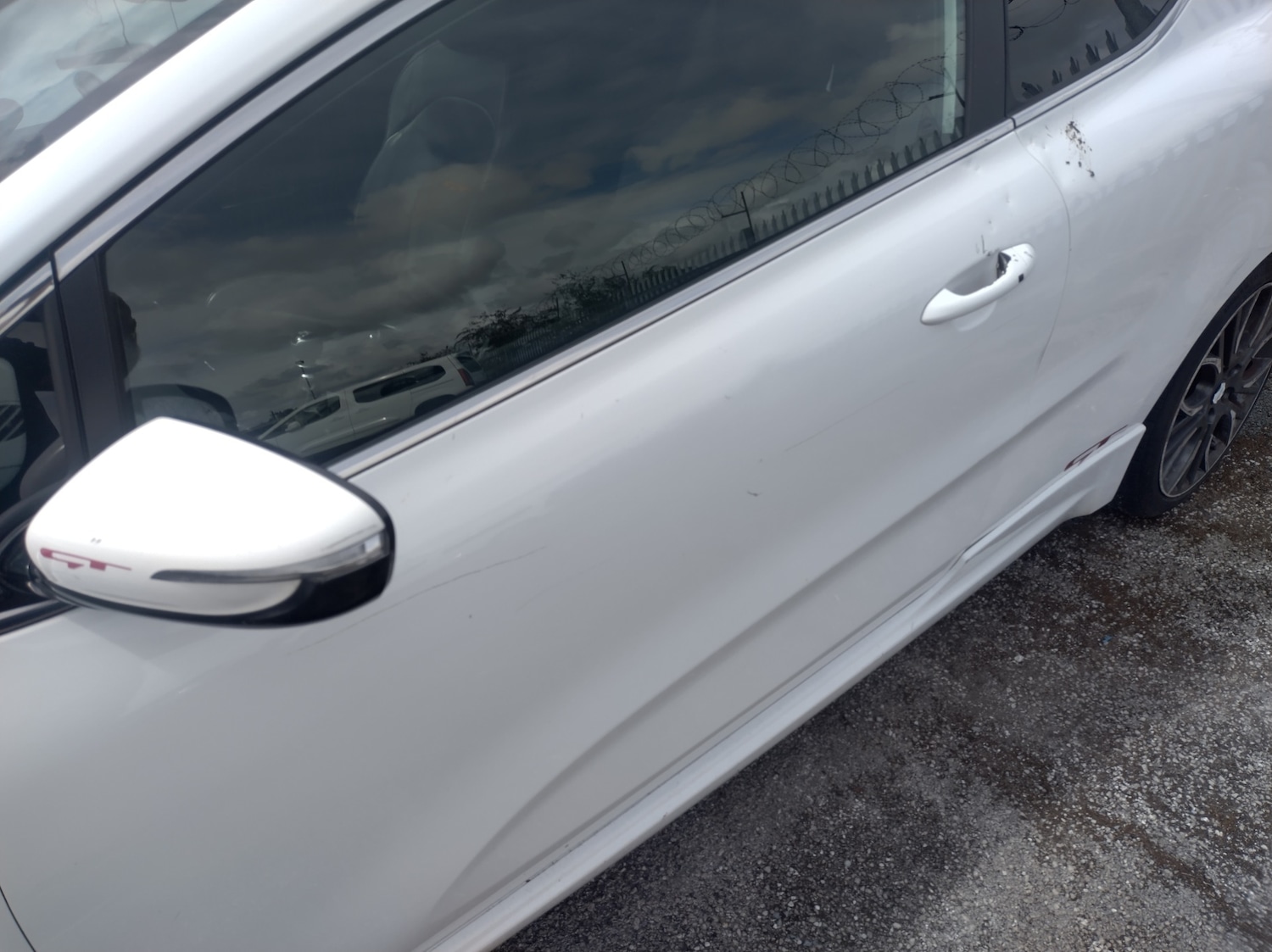 Kia Pro Ceed 2014 (64) - 1.6T GDi GT Tech 3dr - Image 13