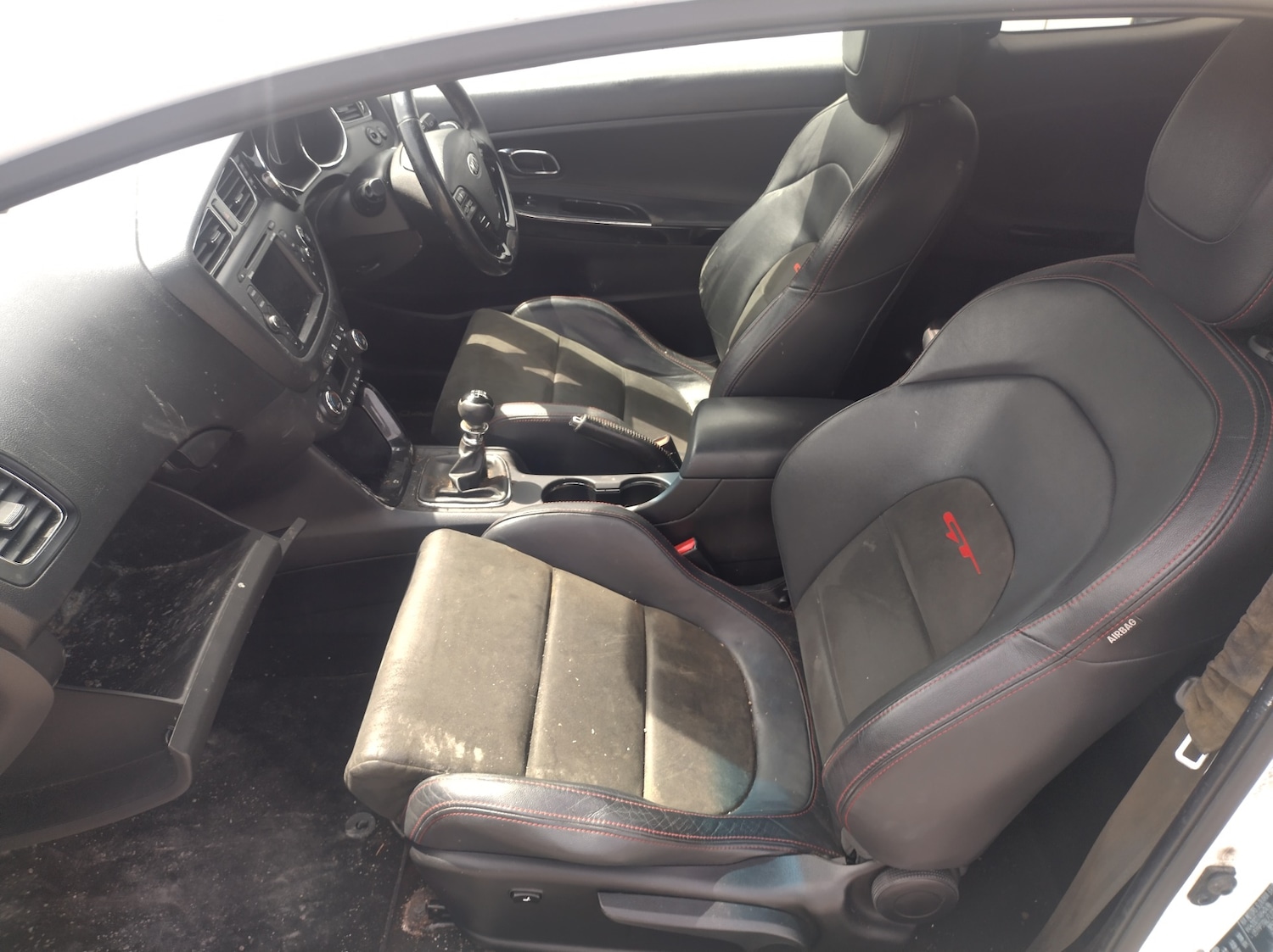Kia Pro Ceed 2014 (64) - 1.6T GDi GT Tech 3dr - Image 7