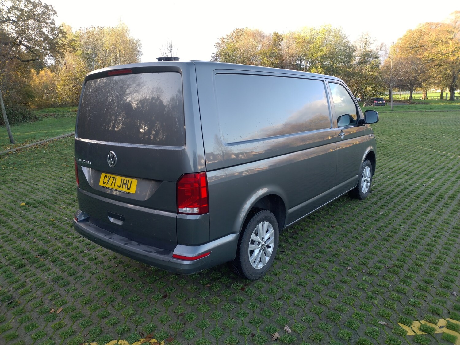Used Volkswagen Transporter 2021 for sale - 76559612: Photo 4