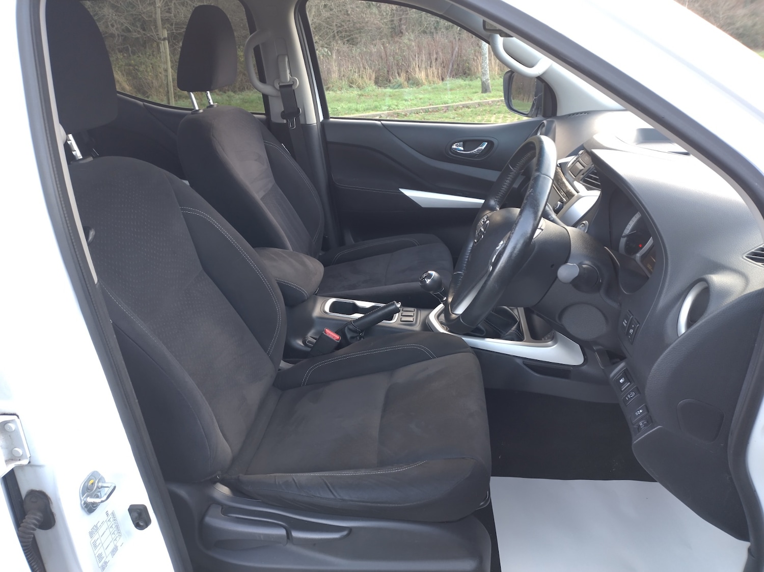 Used Nissan Navara 2017 for sale - 77300547: Photo 7