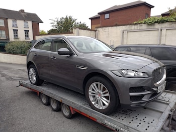 Used Jaguar F-Pace 2016 for sale - 75621459: Photo