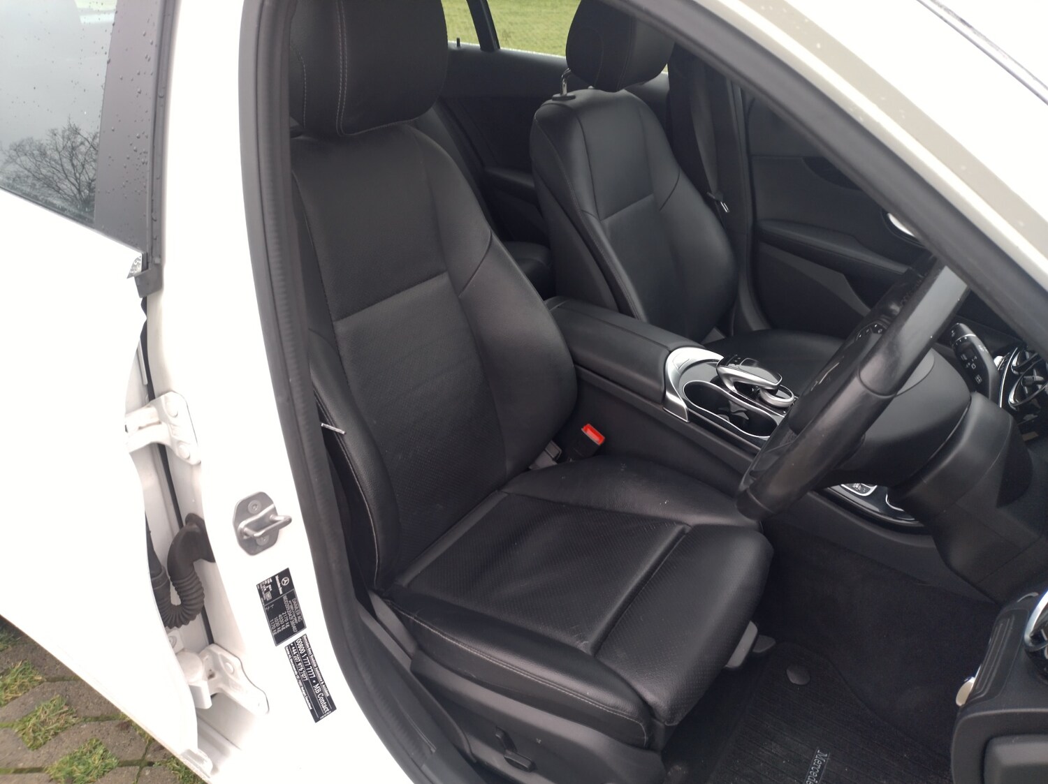 Used Mercedes-Benz C Class 2016 for sale - 76583428: Photo 8