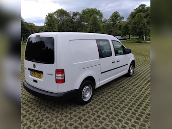 Used Volkswagen Caddy Maxi 2014 for sale - 78659339: Photo