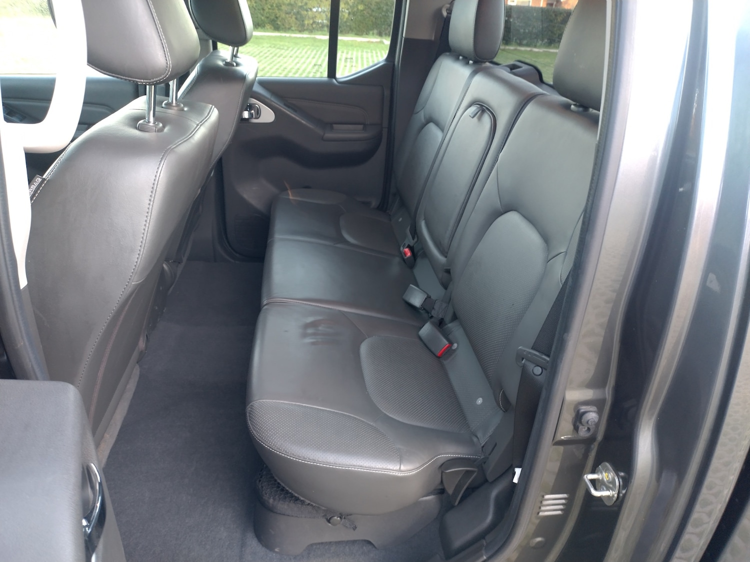 Used Nissan Navara 2015 for sale - 76687411: Photo 10