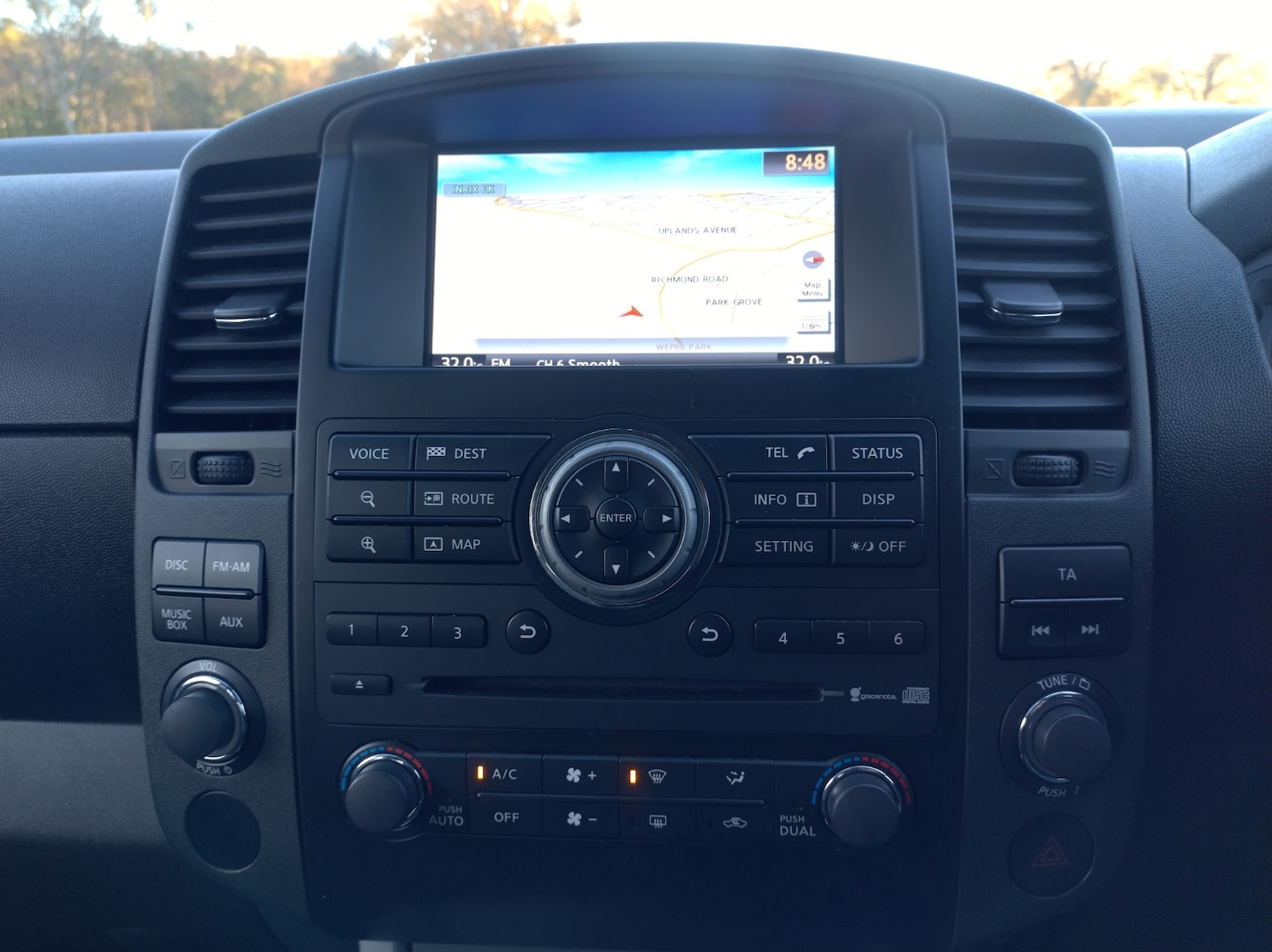 Used Nissan Navara 2015 for sale - 76687411: Photo 12