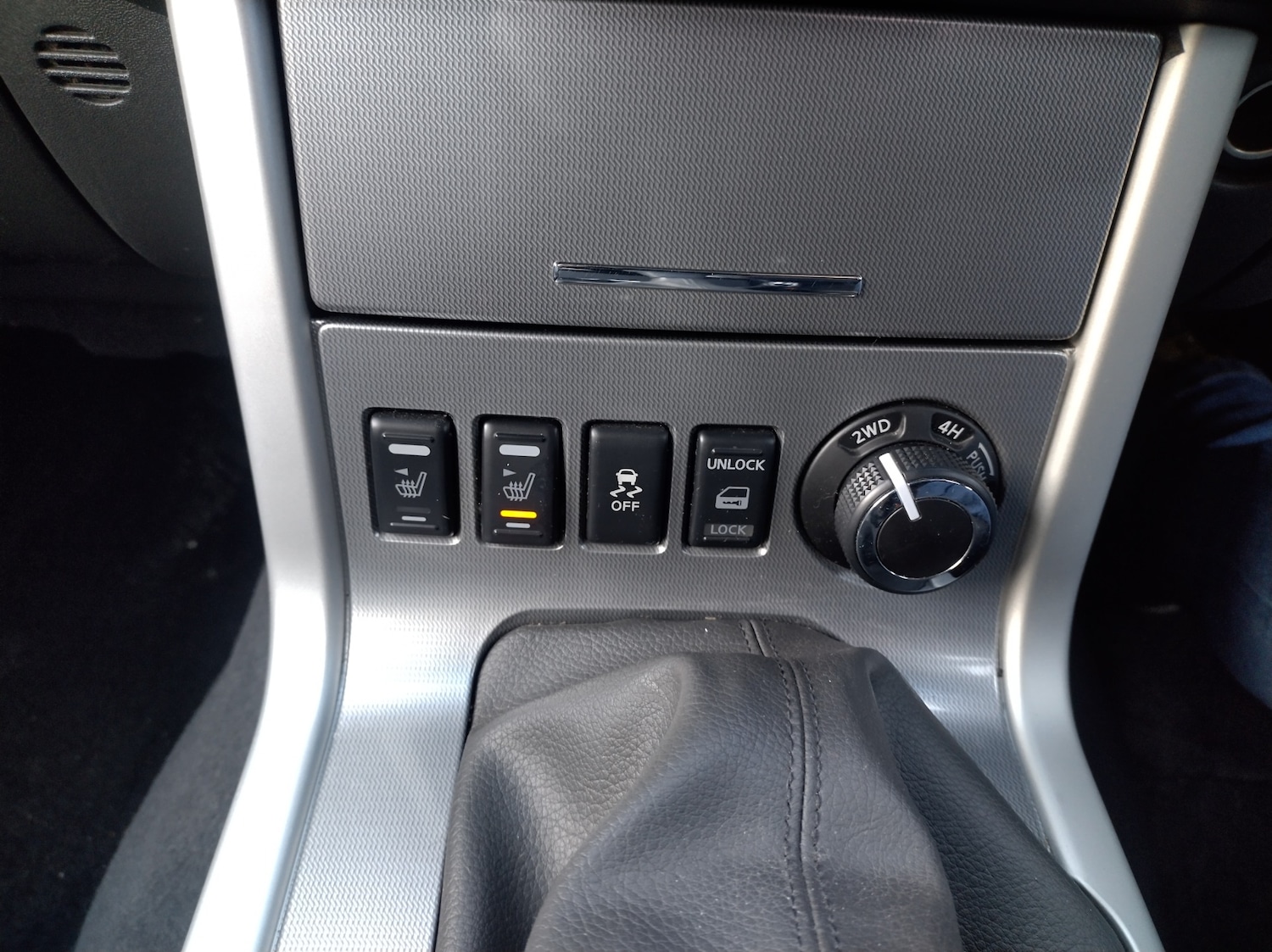 Used Nissan Navara 2015 for sale - 76687411: Photo 14