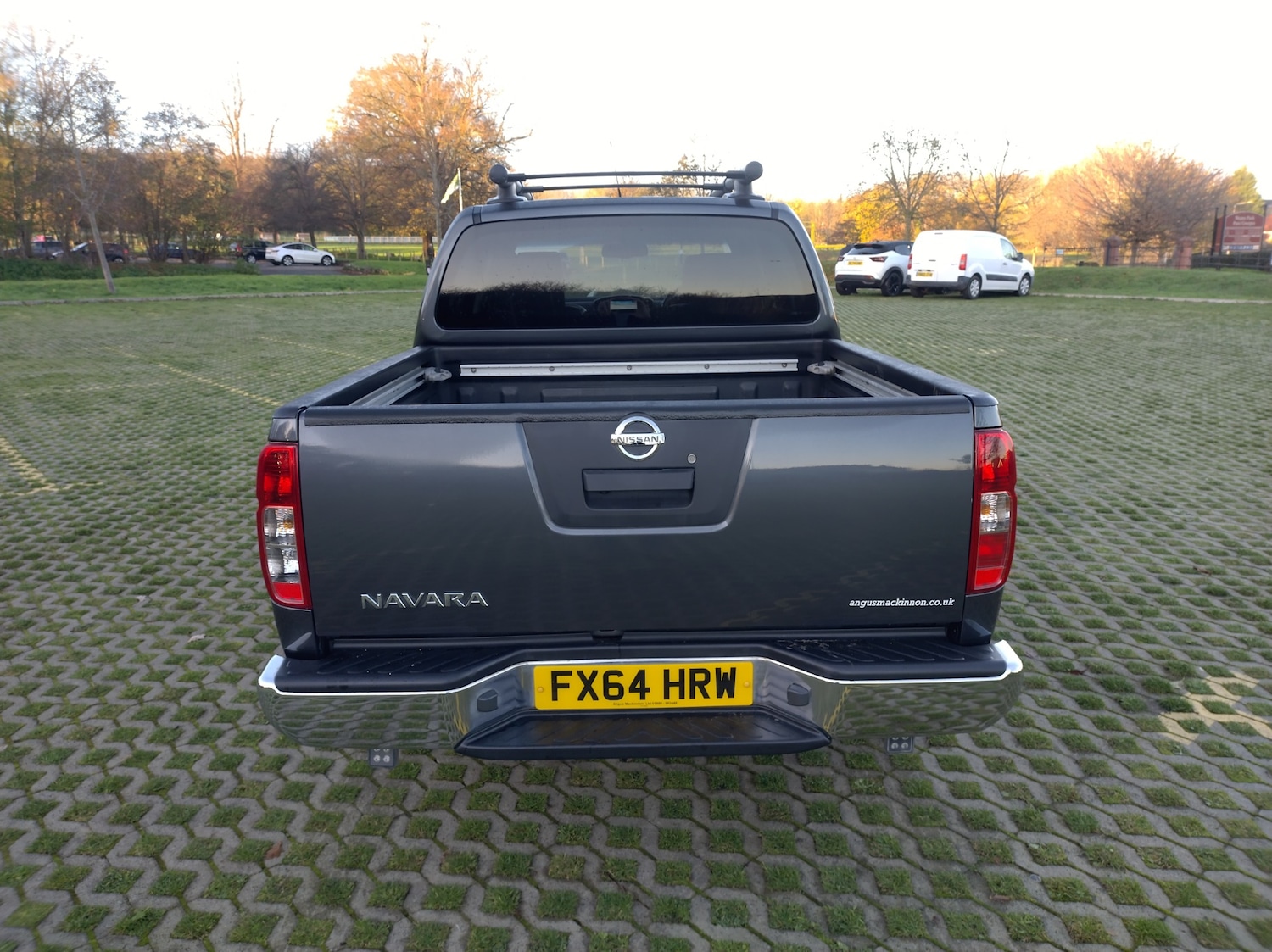 Used Nissan Navara 2015 for sale - 76687411: Photo 5