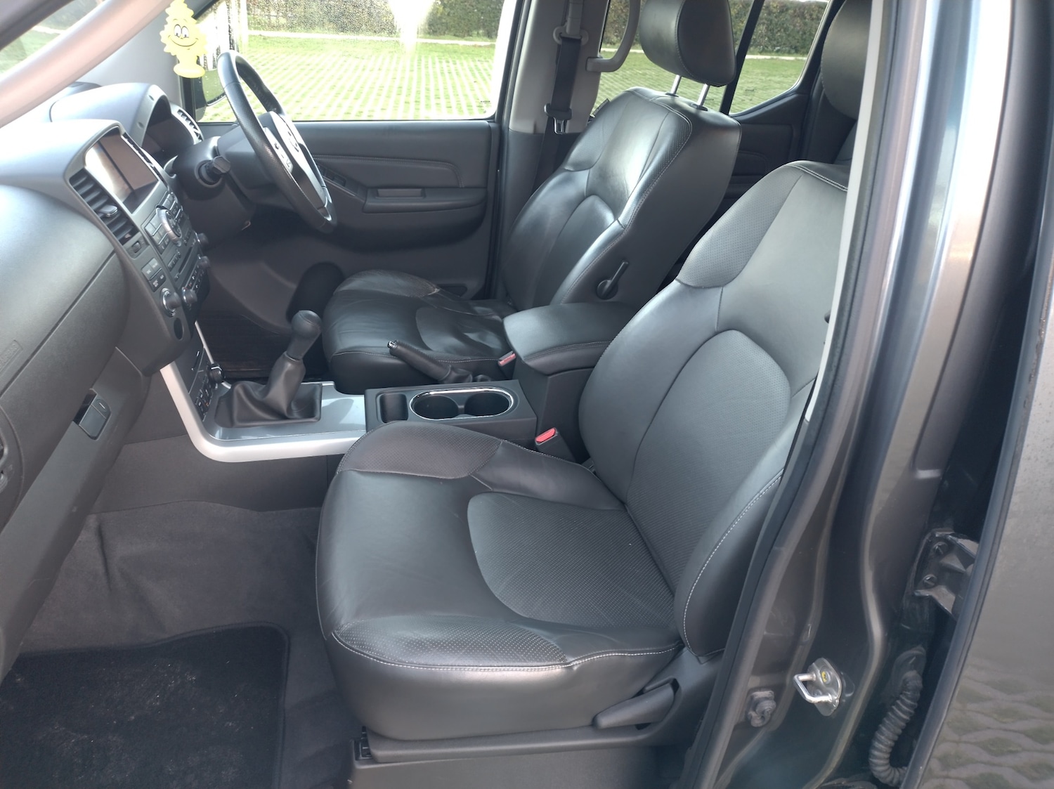 Used Nissan Navara 2015 for sale - 76687411: Photo 9