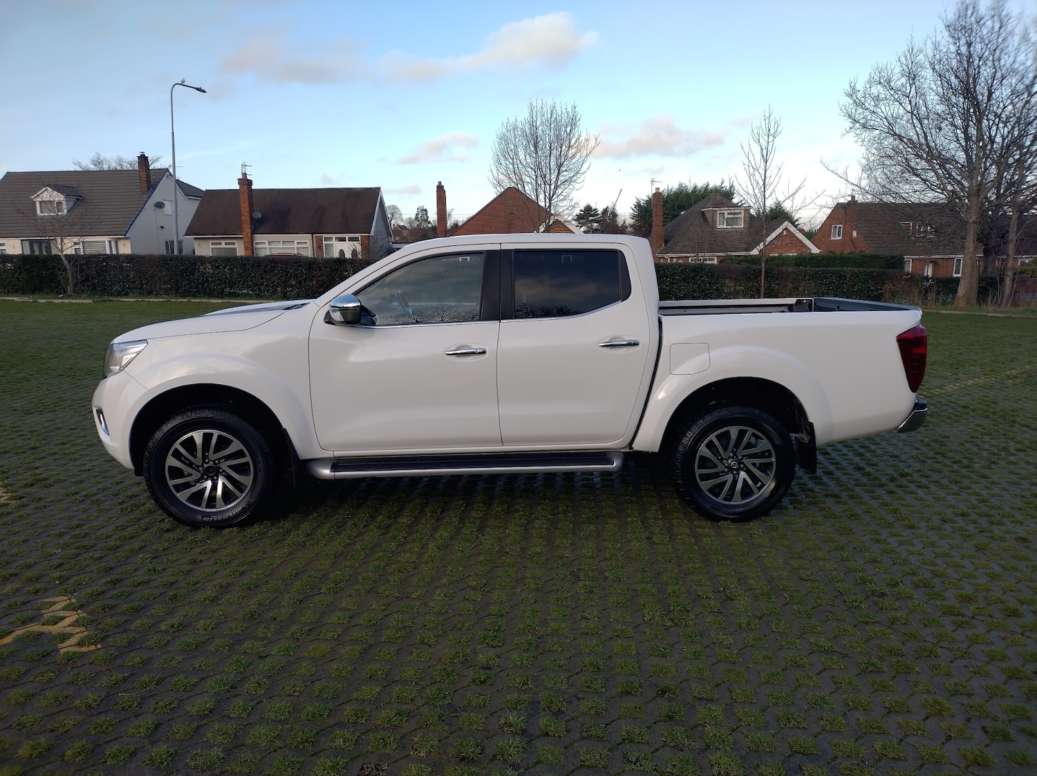 Used Nissan Navara 2017 for sale - 77014600: Photo 18