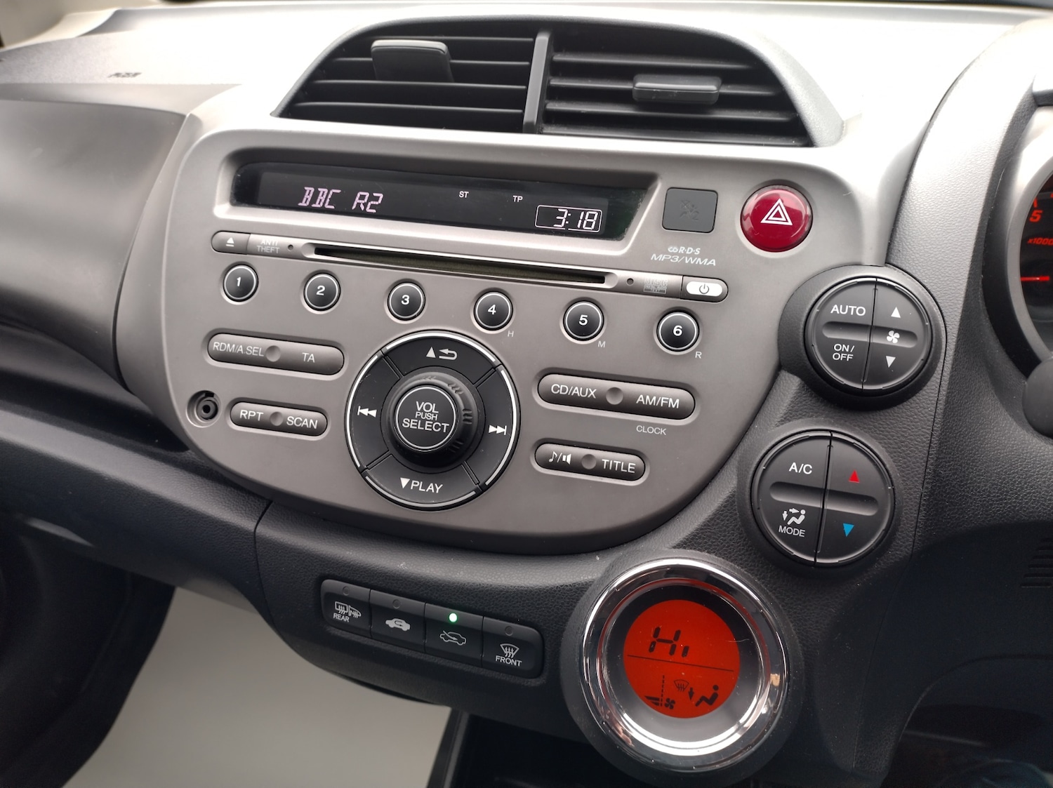 Used Honda Jazz 2012 for sale - 77779093: Photo 11