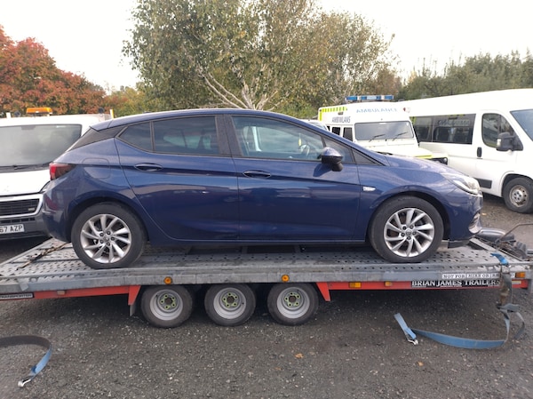 Used Vauxhall Astra 2020 for sale - 76323830: Photo 2