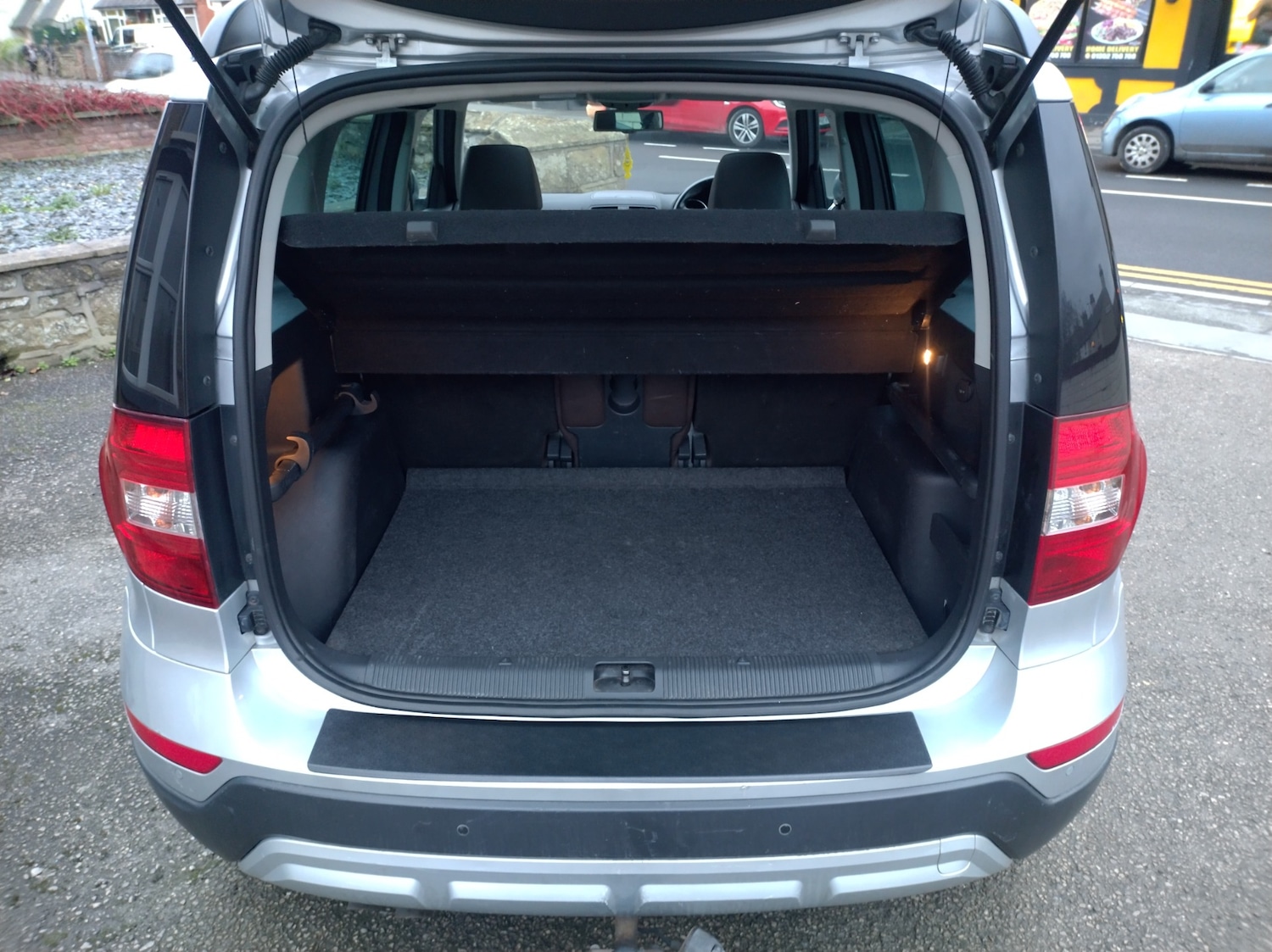 Used Skoda Yeti 2014 for sale - 77264792: Photo 11