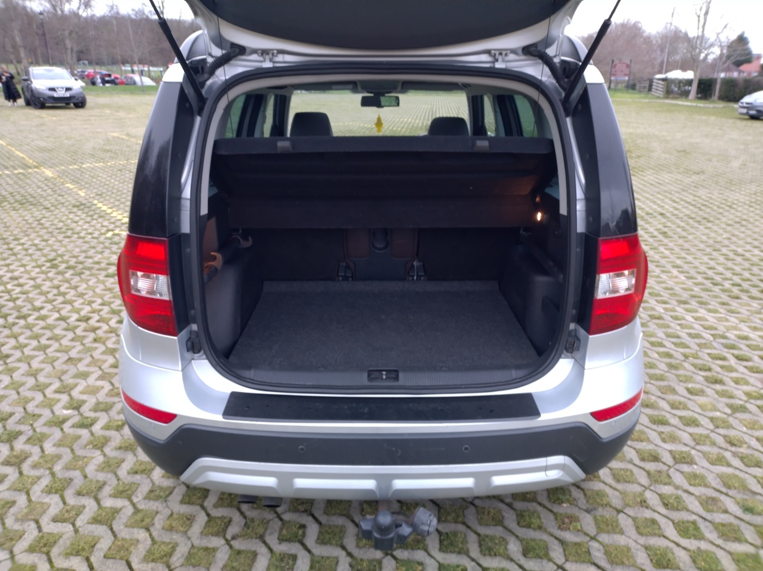 Used Skoda Yeti 2014 for sale - 77264792: Photo 17